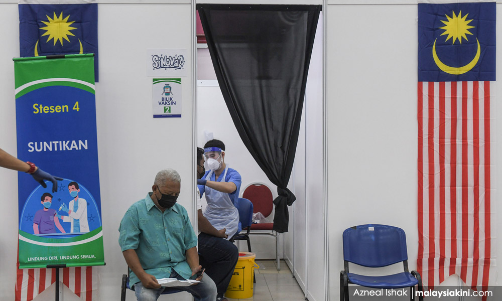 Lebih 22.7 juta populasi dewasa lengkap divaksinasi