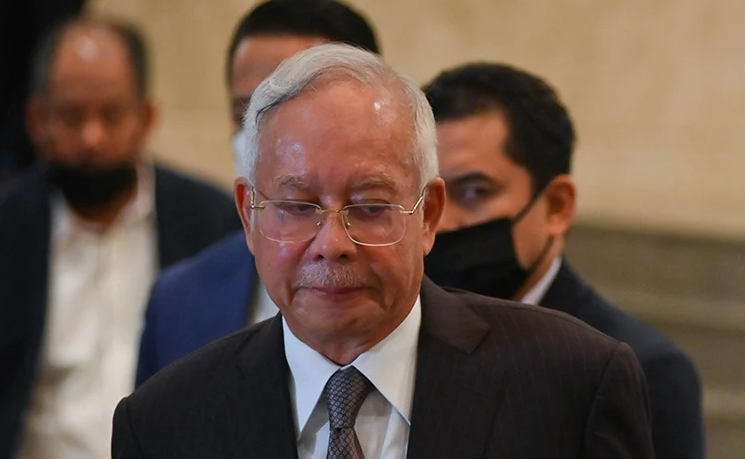 Federal Court upholds Najib’s conviction, ex-PM to go to jail