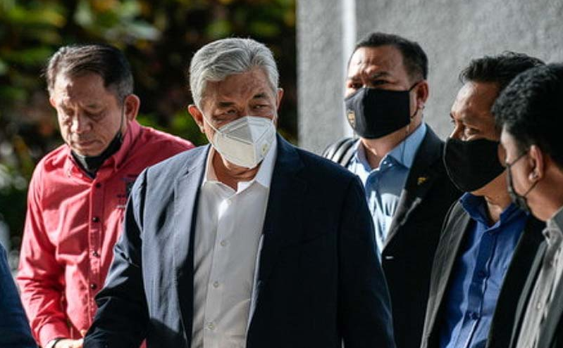 Ex-secretary had stamp with replica of Zahid’s signature, court told