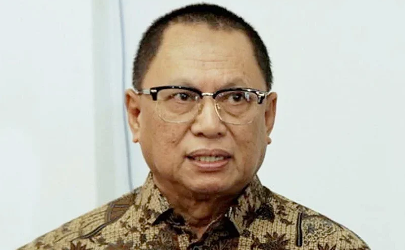 Umno comical? You called yourself ‘brave’ for defecting, Puad tells Latiff
