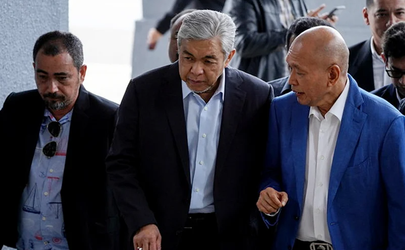 Zahid’s Akalbudi corruption trial to resume in January